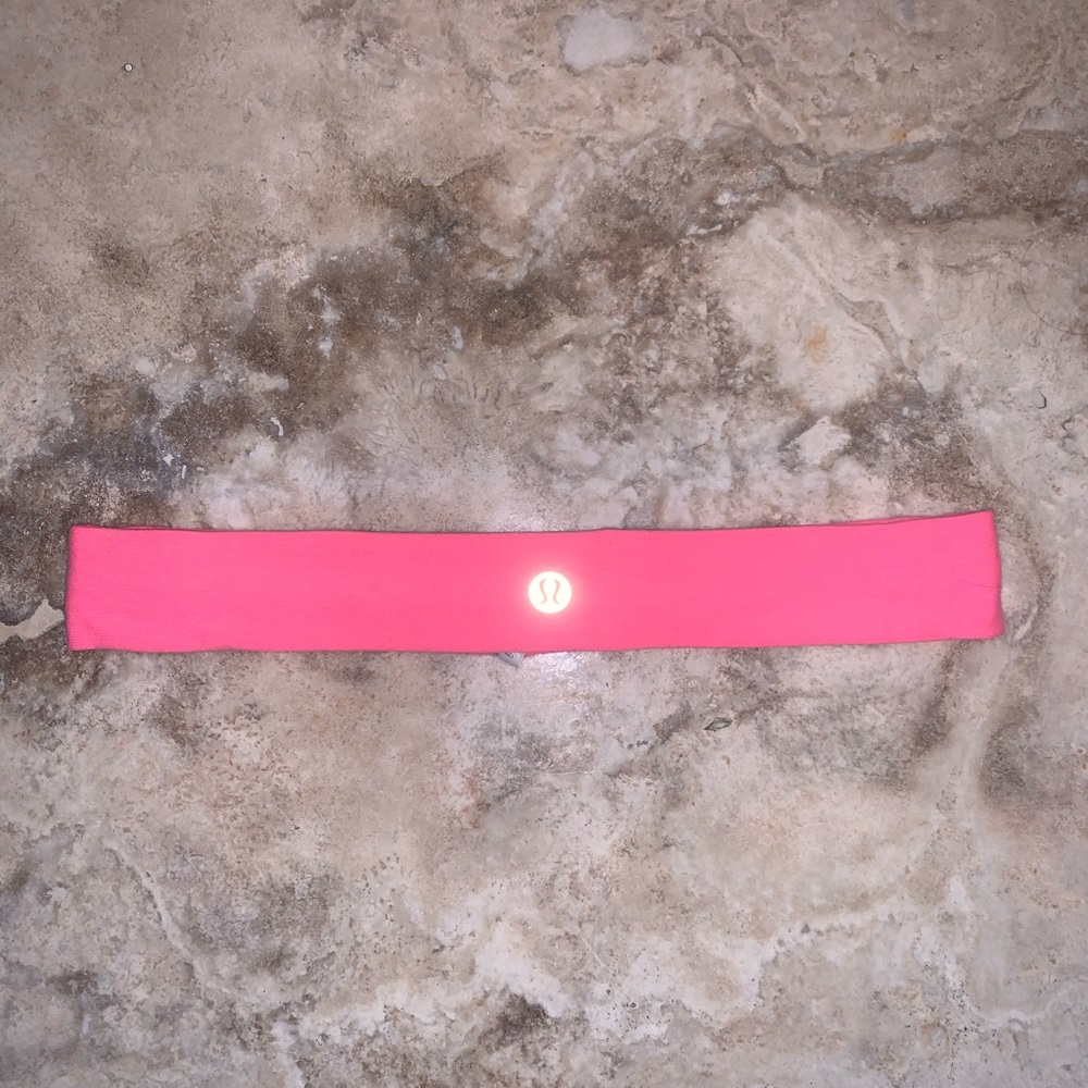 COPY - Lululemon Fly Away Tamer Headband